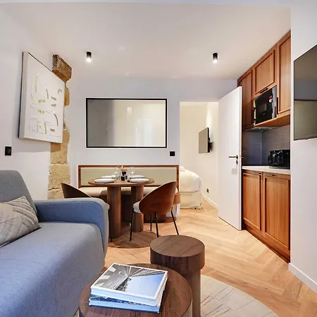 Appartamento Elegant Comfort In The Heart Of Paris-notre Dame *